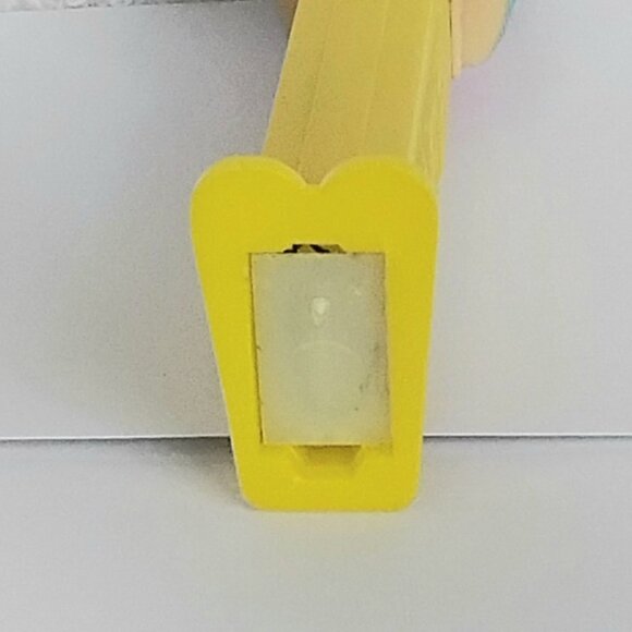 3/$24 NM/M The Flintstones Fred Flintstone on Yellow PEZ Dispenser!! - Picture 5 of 5